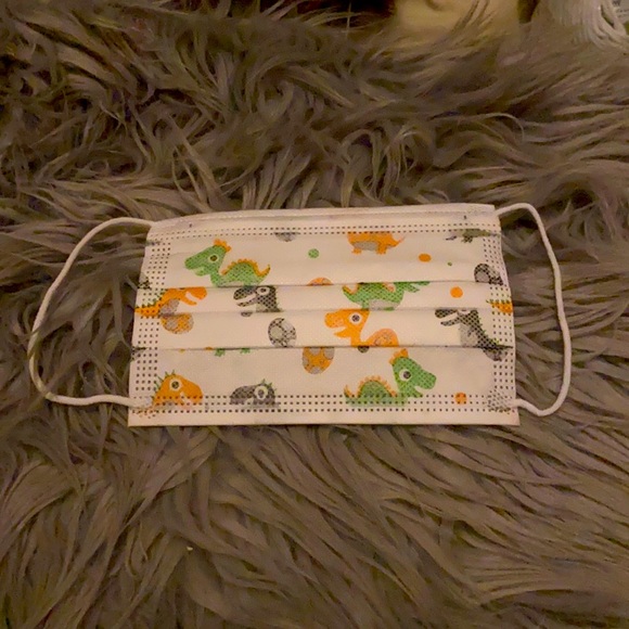 🖤 Children’s Face Mask😷(Dinosaurs) 2packs for $18 - Picture 2 of 4